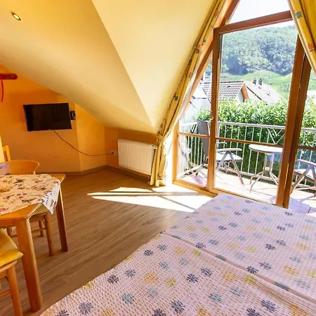 Wein- Und Gaestehaus Michels