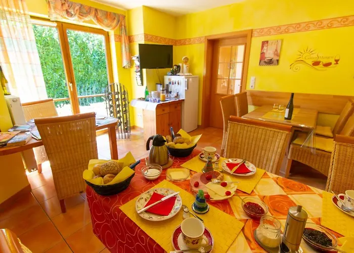 住宿加早餐酒店 Wein- Und Gaestehaus Michels 3*